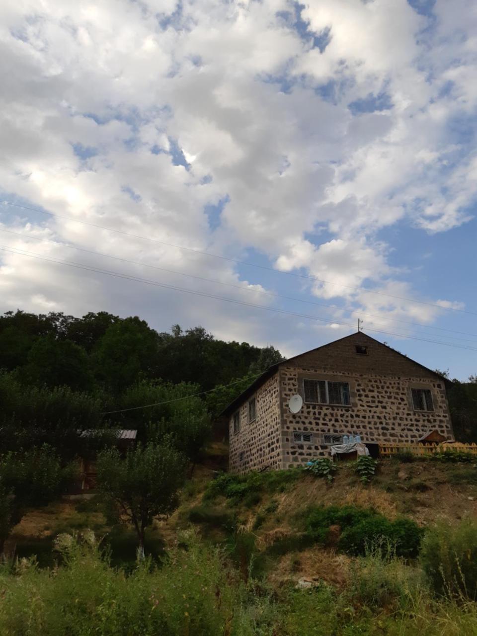 The River House Yeghegis Artabuynk Luaran gambar